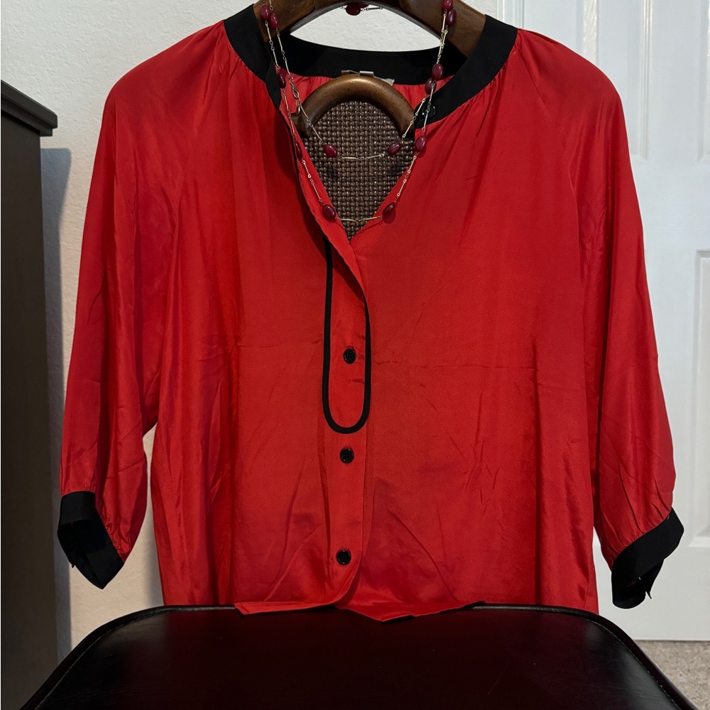 Neiman Marcus Silk Mid Sleeve Red Women's Blouse with Black Accents